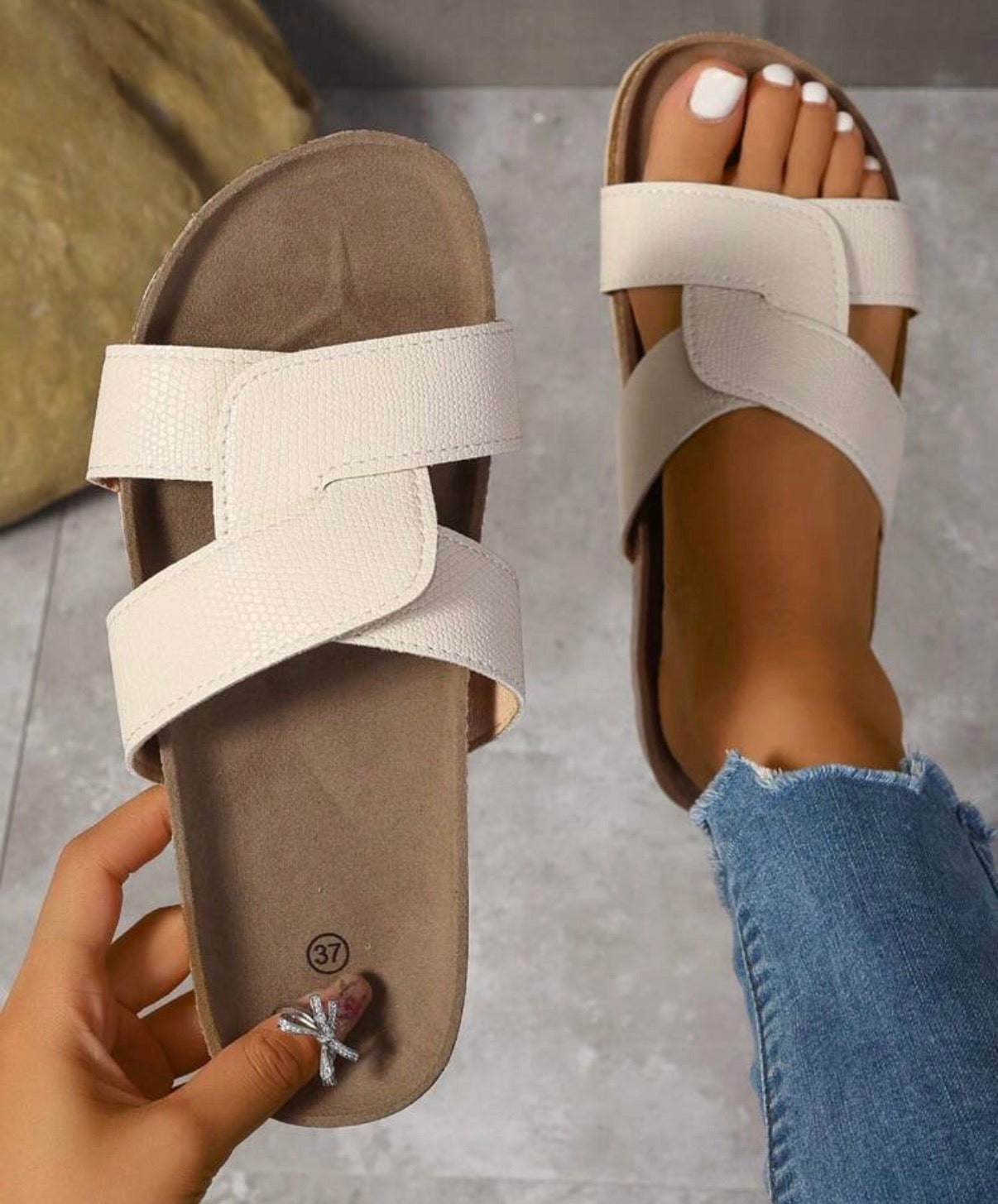 Sandals - CREAM